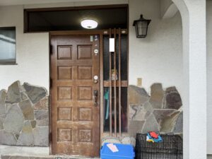 施工前　玉名市にて住宅ドア塗装